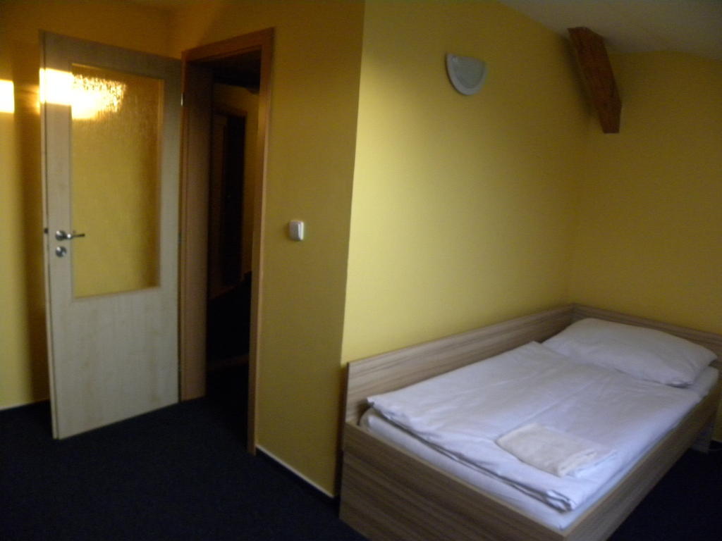 Penzion Dmz Ostrava Rom bilde